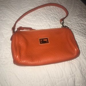 Dooney & Bourke Orange Handbag ✨